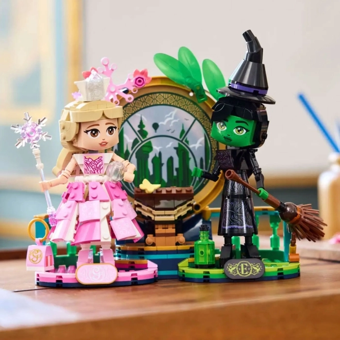 75682 - personaggi di elphaba e glinda