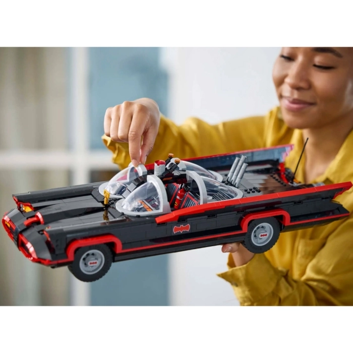 76328 - batman: batmobile classic tv series